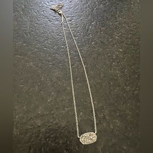 Kendra Scott pendant necklace